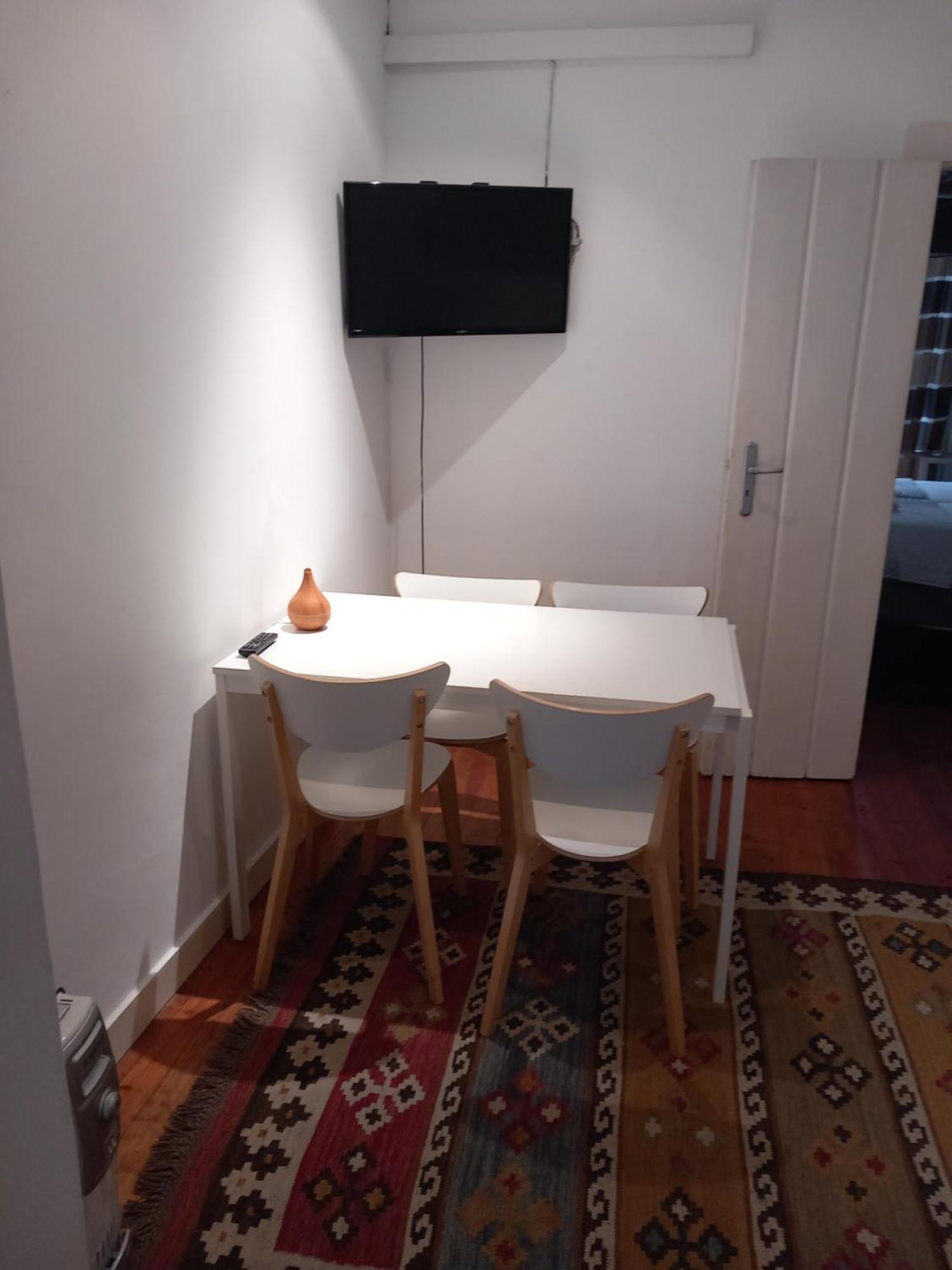 Charm Discovery 165 Lisbon Luaran gambar