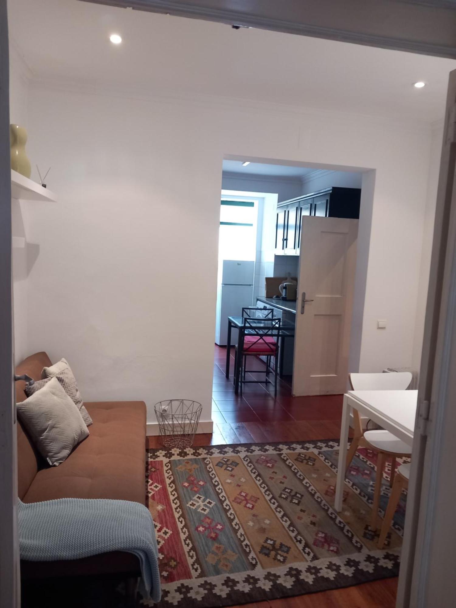 Charm Discovery 165 Lisbon Luaran gambar